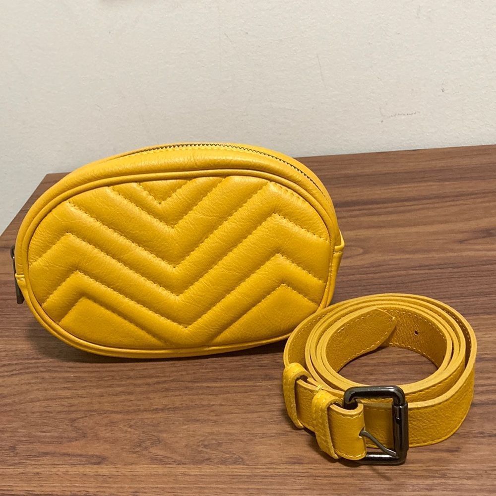 Italian Leather Bum Bag in Yellow Stitched design on front / gunmetal hardware. - Picture 2 of 13